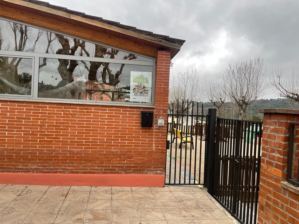 El Ayuntamiento de Vallbona d’Anoia, implementa la limpieza y desinfección con agua ozonizada en la Guardería el Fangueig.