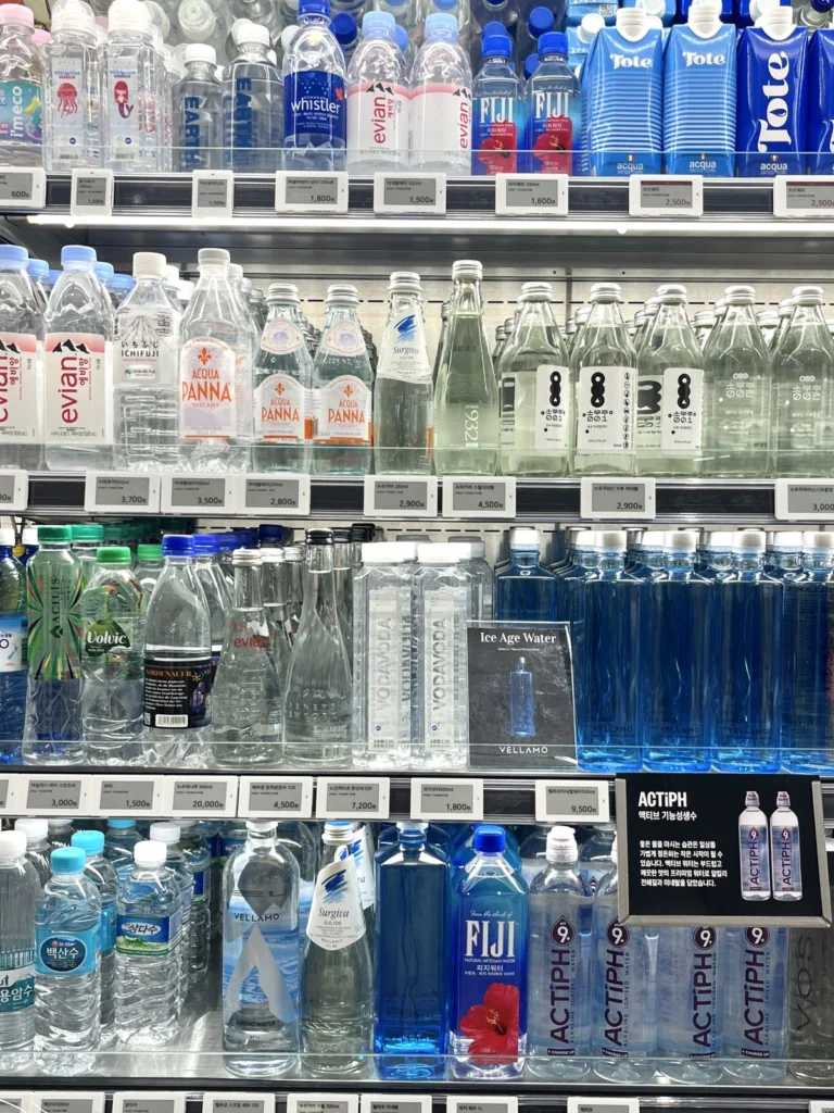 ¿Es malo reutilizar una botella de plástico?